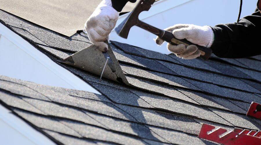 Expert Emergency Roof Repairs services in Loami, IL